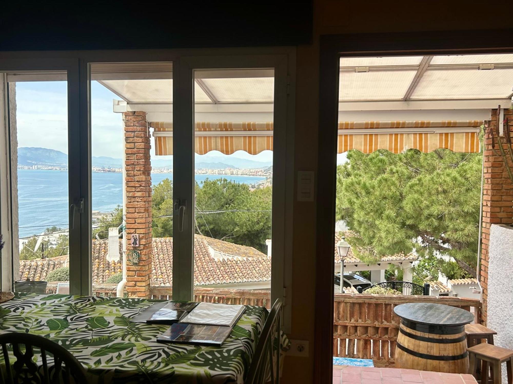 Marvellous Mediterranean And Mountain Views Apartamento